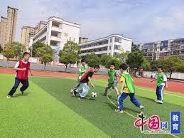 巴塞罗那战胜塞维利亚 重返西甲巅峰